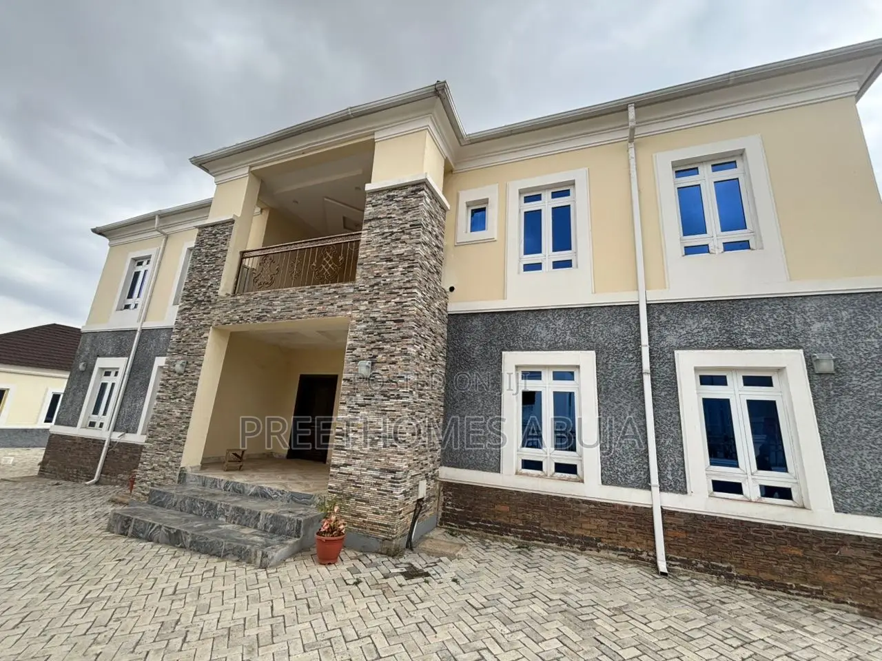 6bdrm Duplex in Naf Valley Estate, for rent in Asokoro