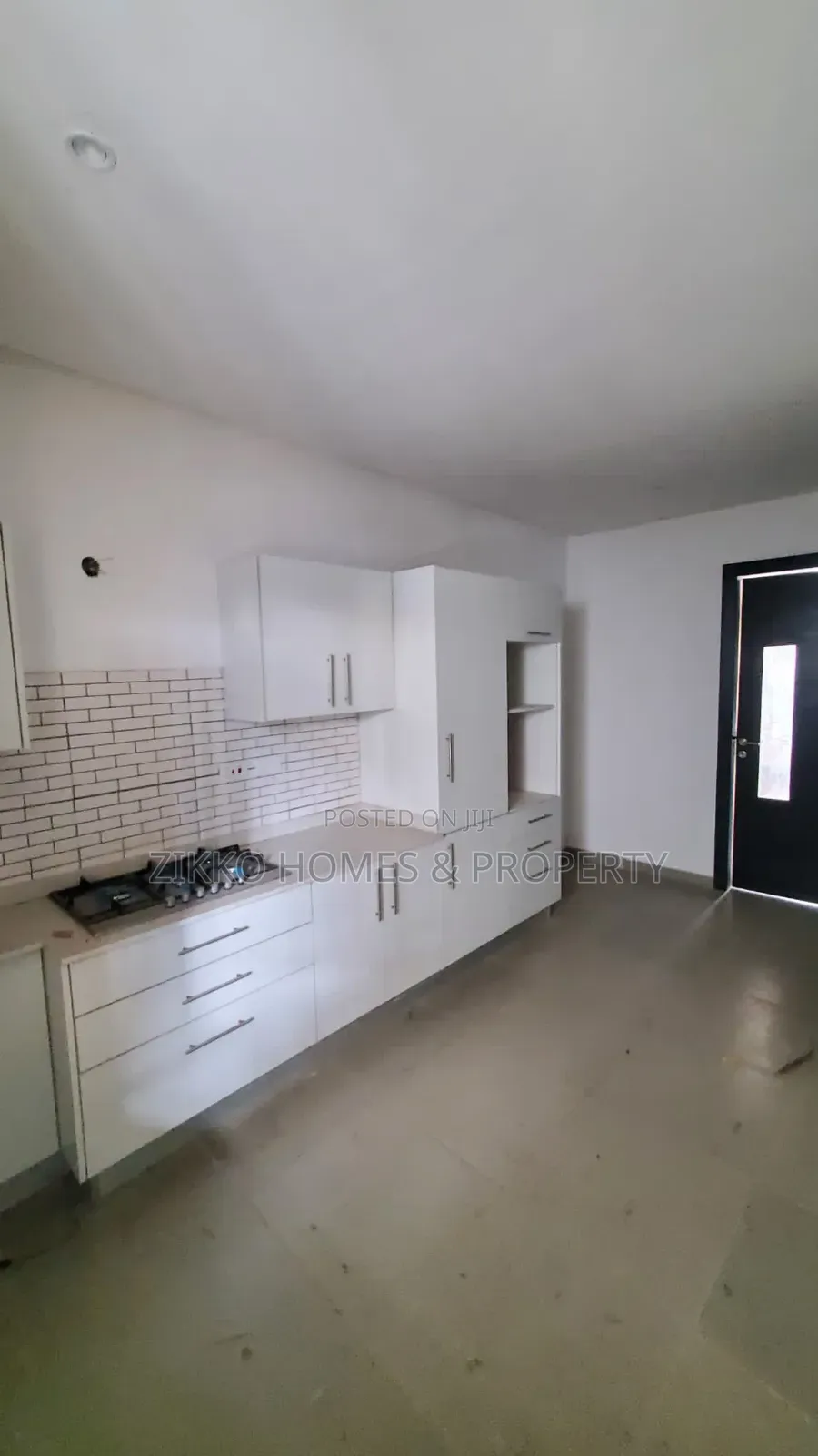 3bdrm Townhouse/Terrace in Chevron Estate, Lekki for sale in Lekki