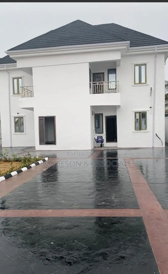 2bdrm Block of Flats in Lekki, Ibeju for sale in Ibeju