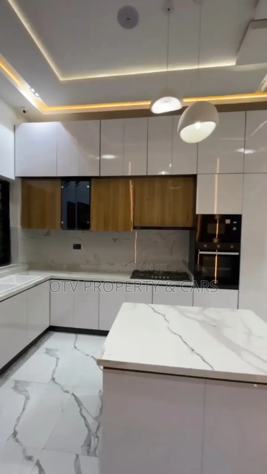 Furnished 4bdrm Duplex in Lekki for sale in Lekki