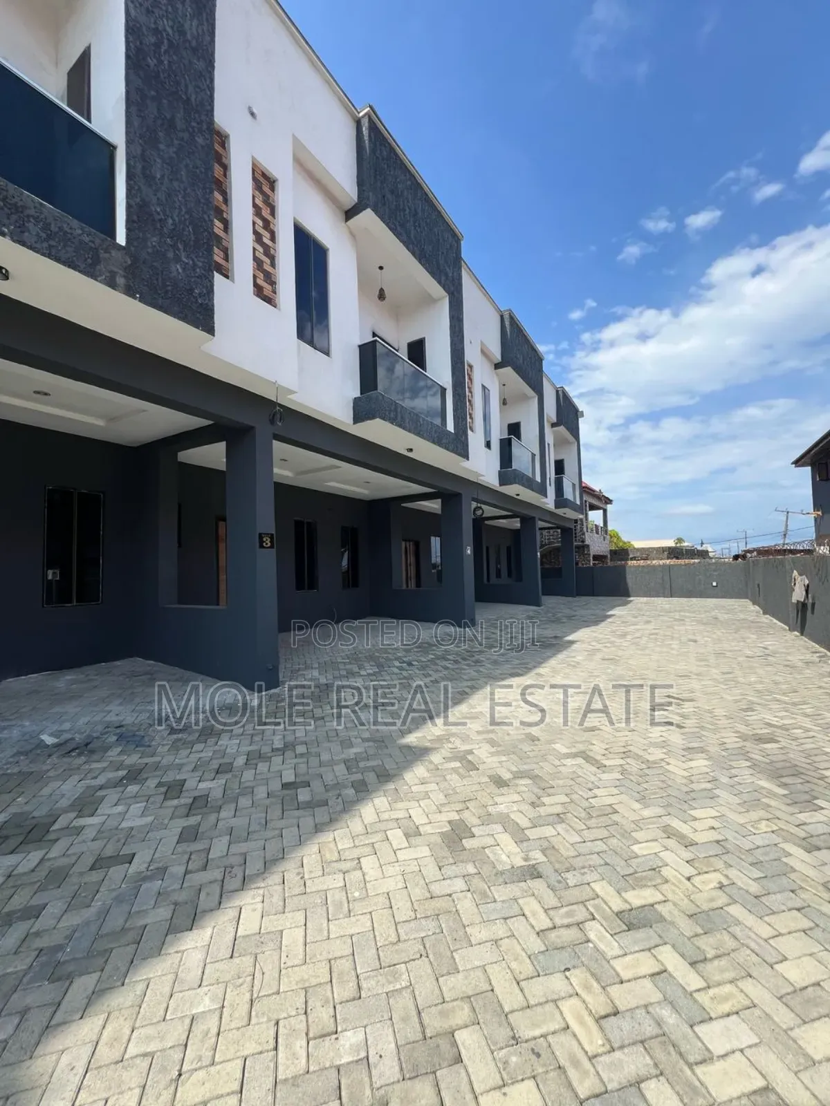 Furnished 4bdrm Duplex in Okun Ajah for sale in Ajah