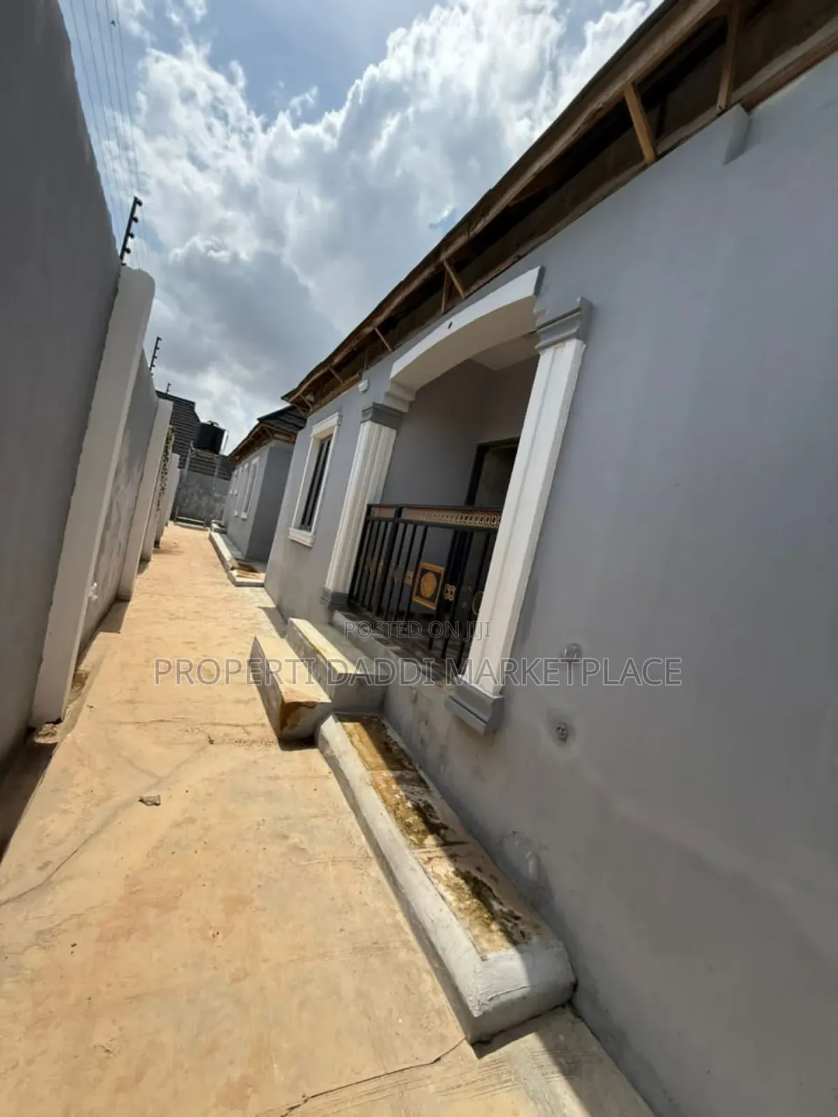 3bdrm Bungalow in Ayobo for sale in Ayobo