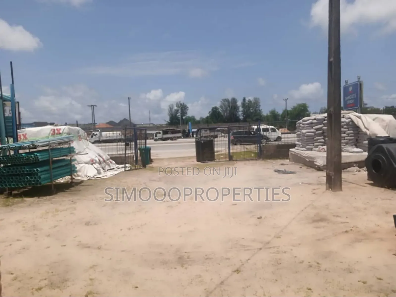 A Plot of Facing Express Space for Rent in Awoyaya