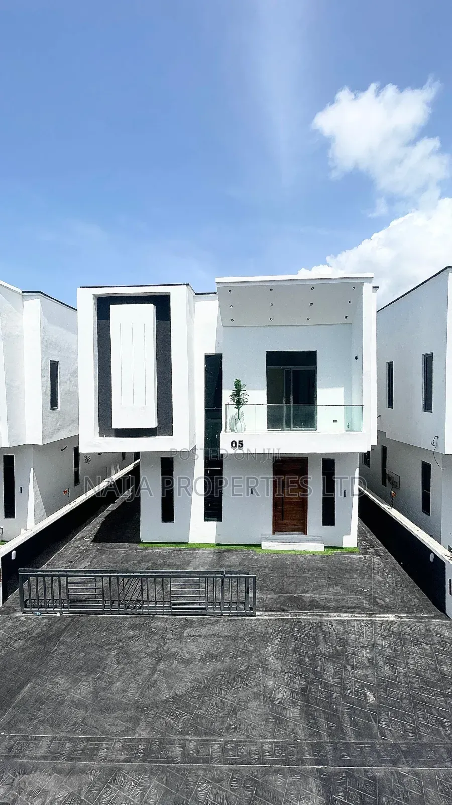 4bdrm Duplex in Idado Estate, Lekki for sale in Lekki