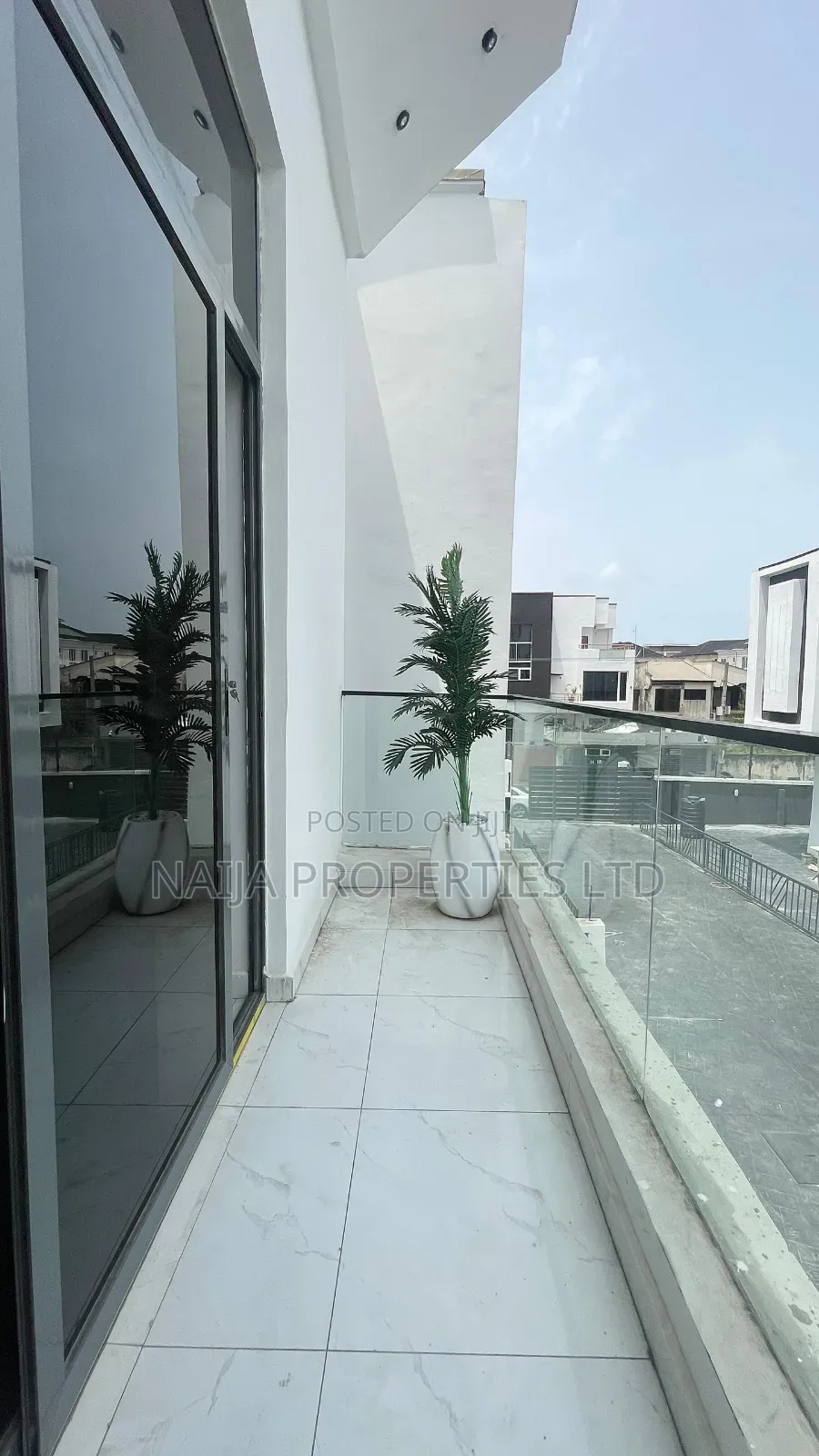 4bdrm Duplex in Idado Estate, Lekki for sale in Lekki