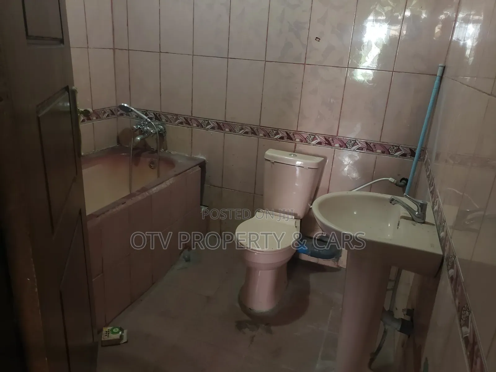 Furnished 5bdrm Duplex in Lekki Phase 1 for rent in Lekki Phase 1