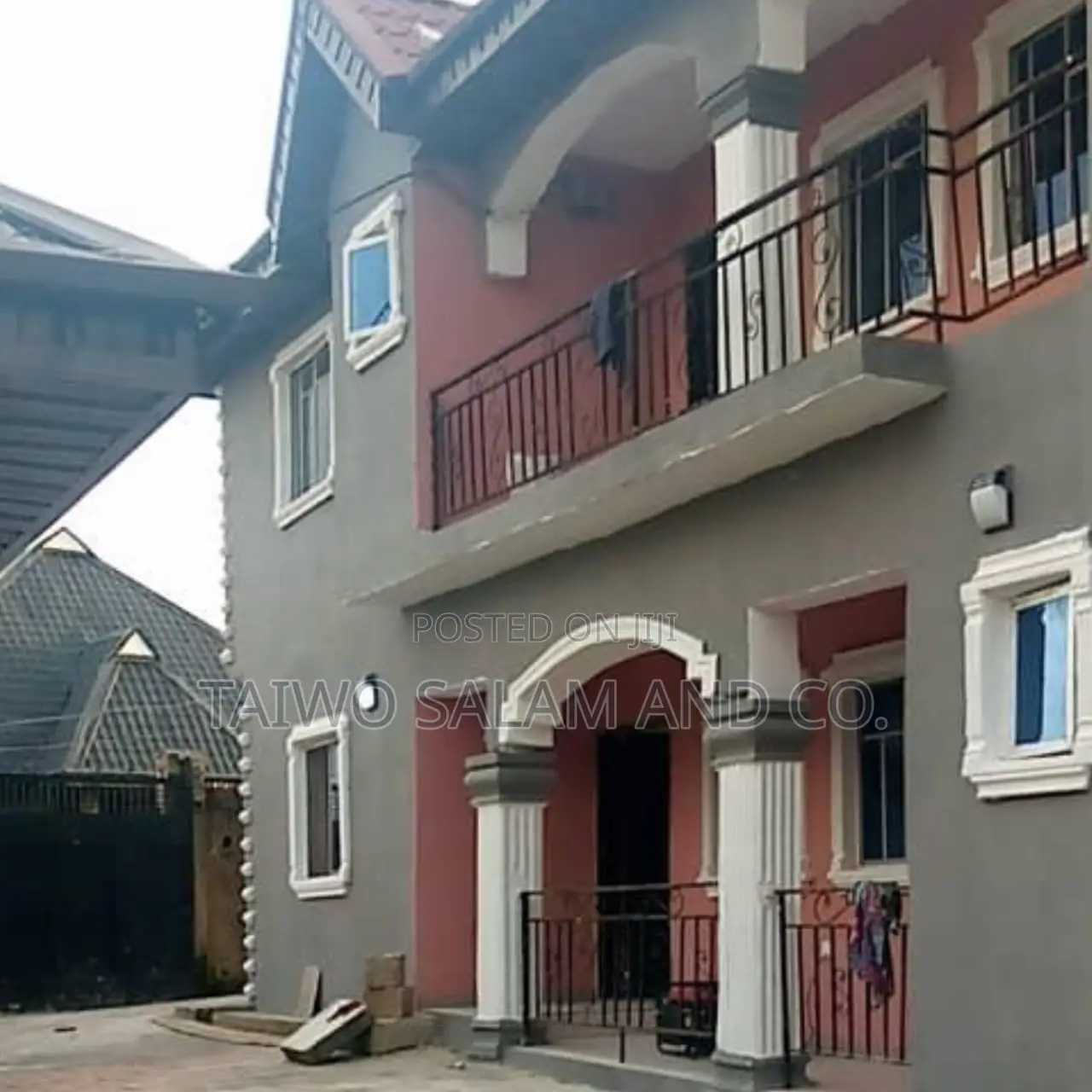 3bdrm Block of Flats in Akala Express for sale in Akala Express