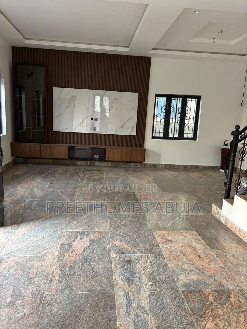 3 Bedroom Terrace for Sale. in Asokoro