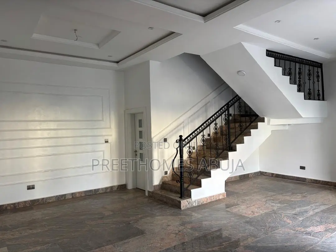 3 Bedroom Terrace for Sale. in Asokoro