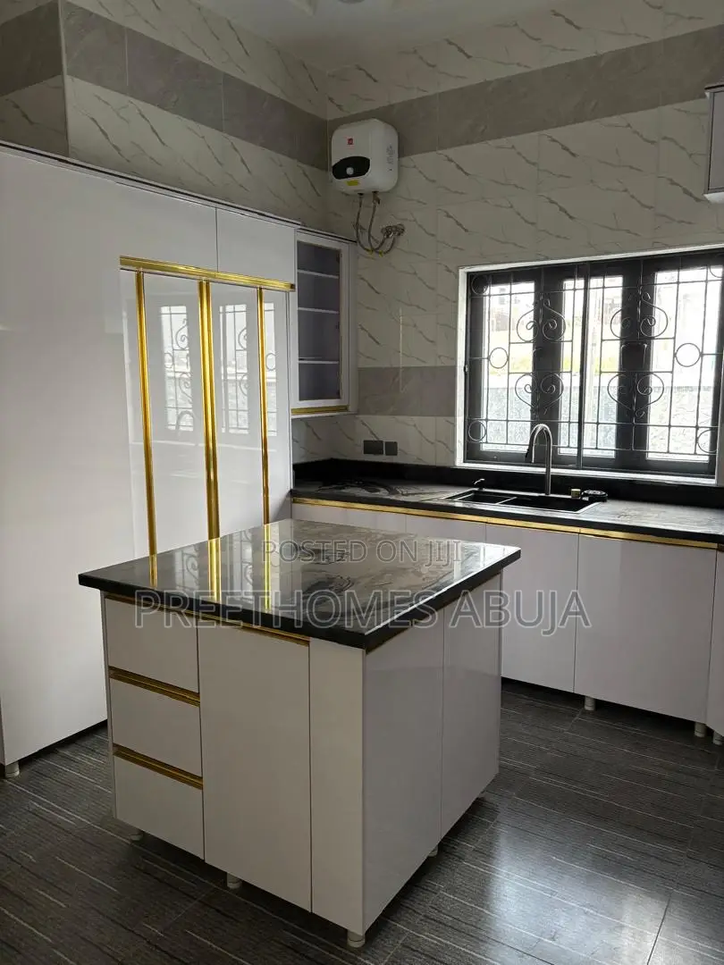 3 Bedroom Terrace for Sale. in Asokoro