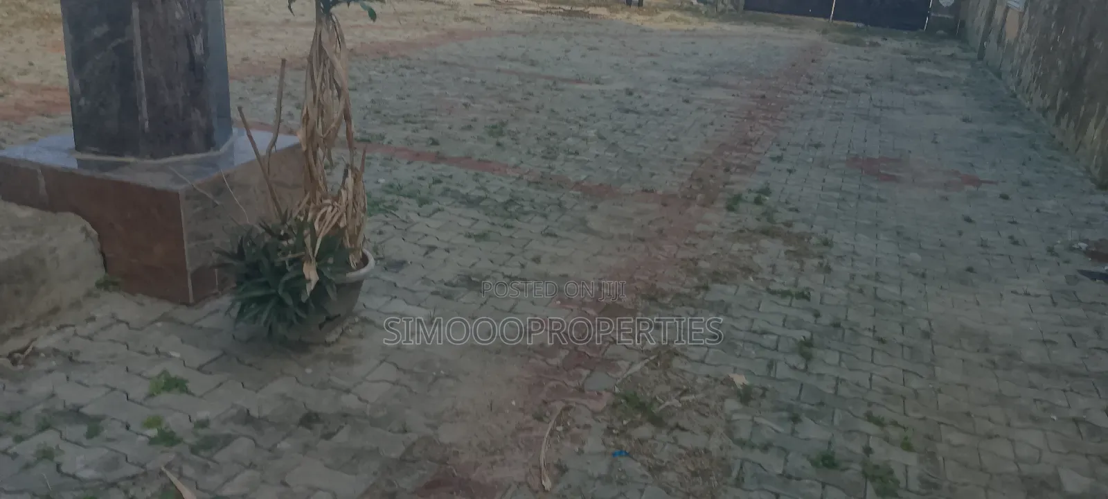 3bdrm Block of Flats in Ogunfayo, Awoyaya for sale in Awoyaya
