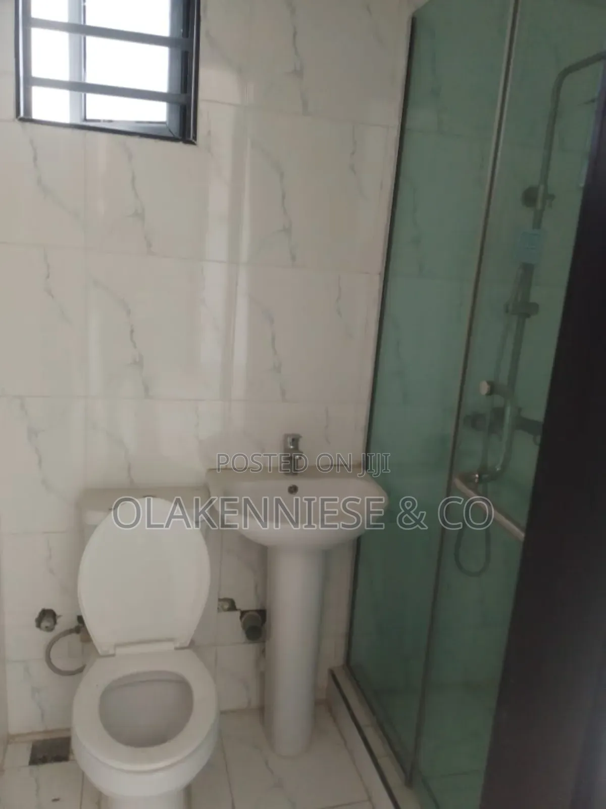 4bdrm Duplex in Alpha Beach, Ikate for sale in Ikate