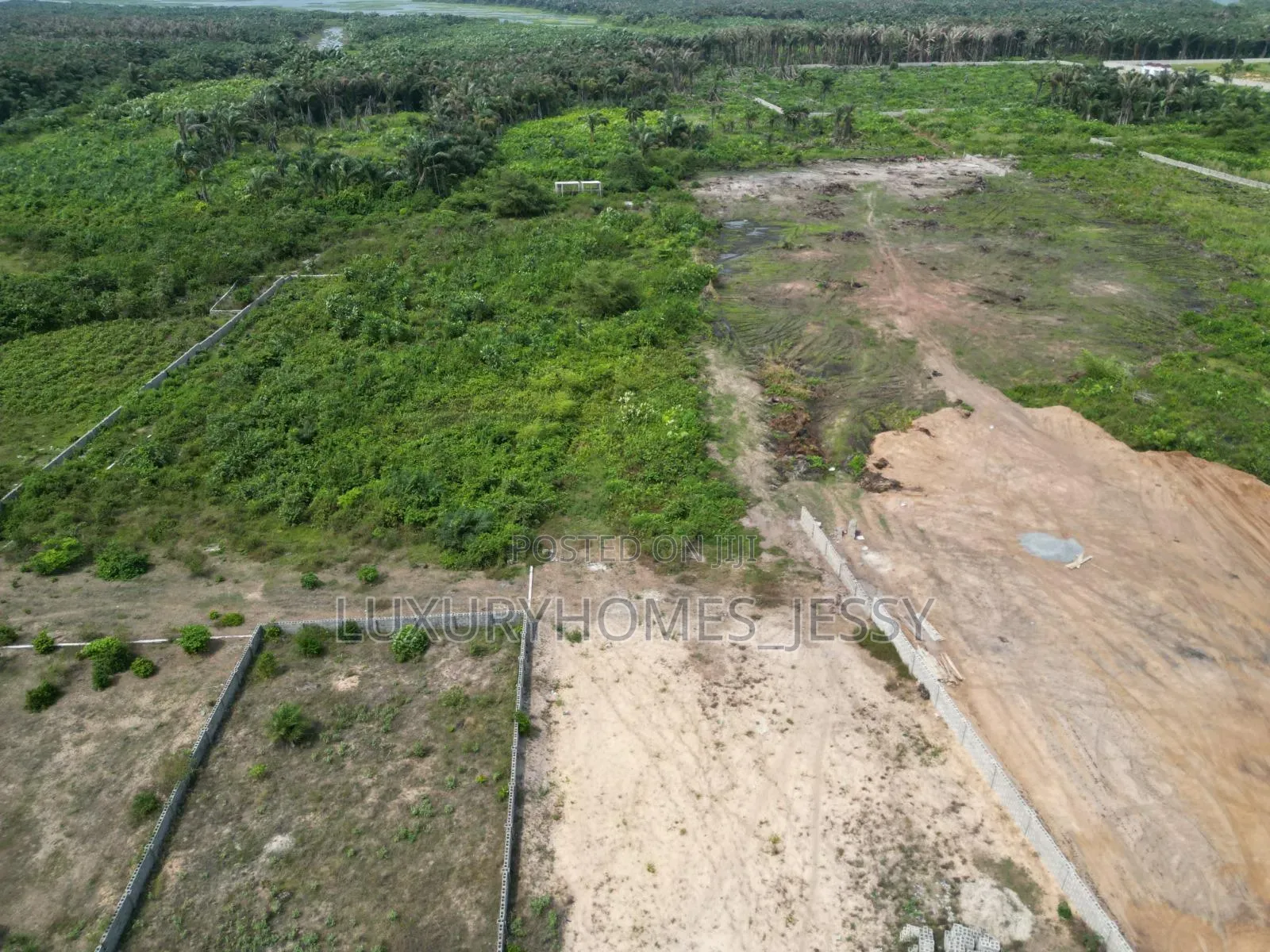 Distress Land for Sale at Atani/ Ogbaru Expressway Anambra in Idemili