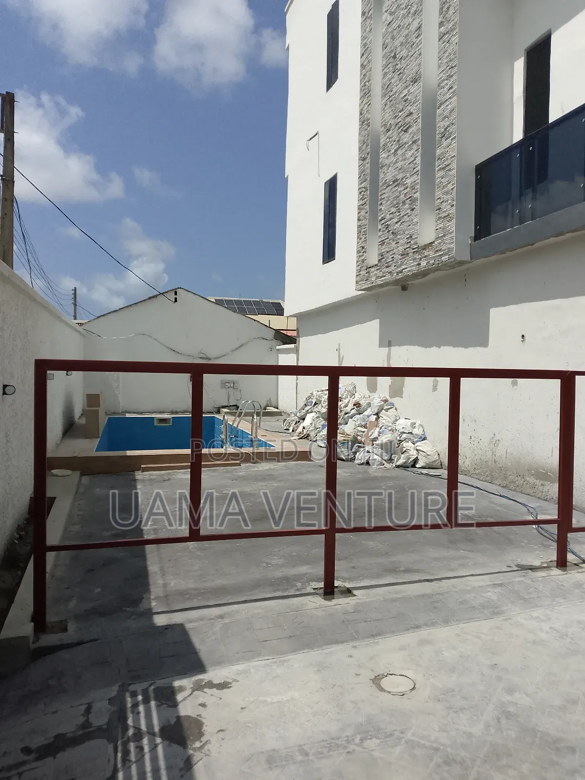 4bdrm Townhouse/Terrace in Sangotedo for Sale in Sangotedo