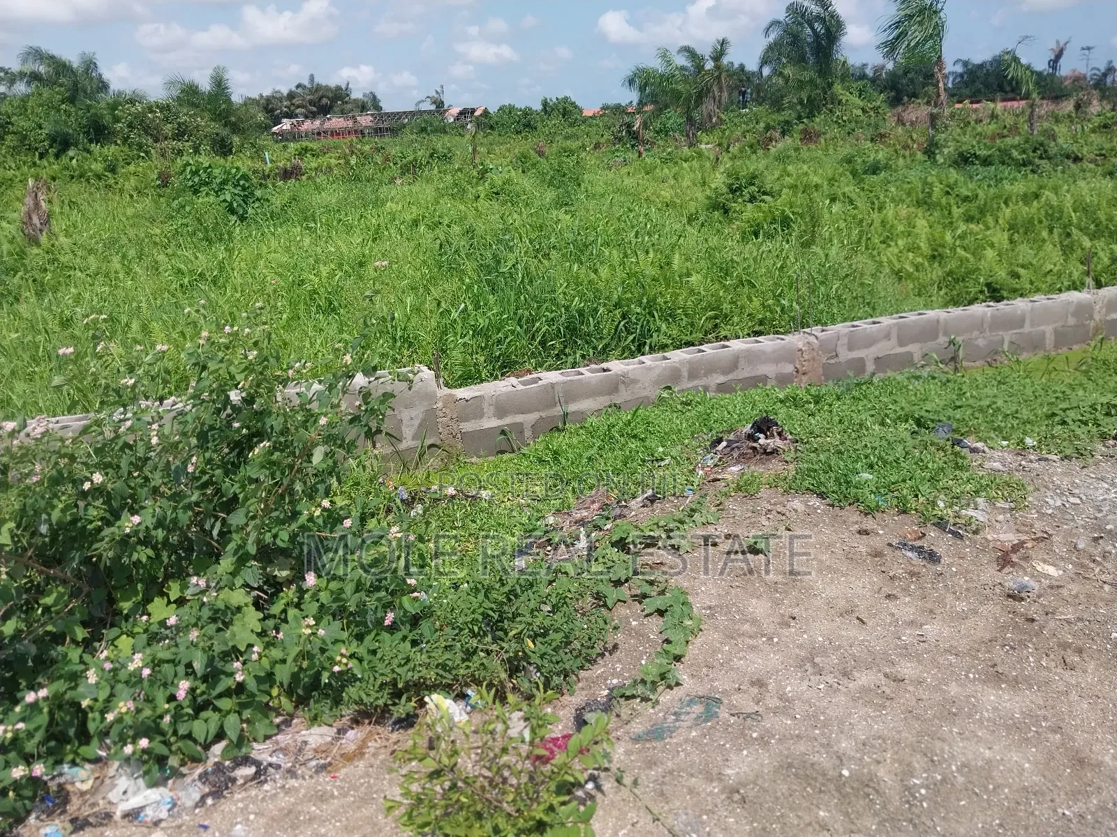 677.881 SQM Fenced Mobolaji Bank Anthony Way Ikeja Lagos in Ikeja