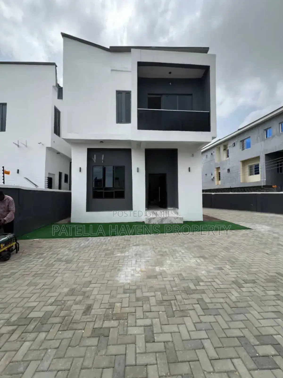 4bdrm Duplex in Ajah for sale in Ajah