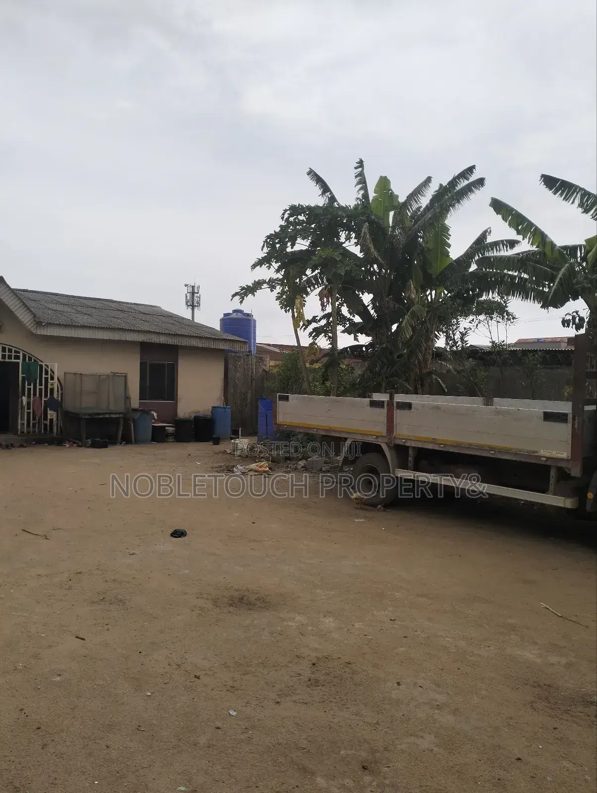 4bdrm Bungalow in Egan Igando Lagos for sale in Egan