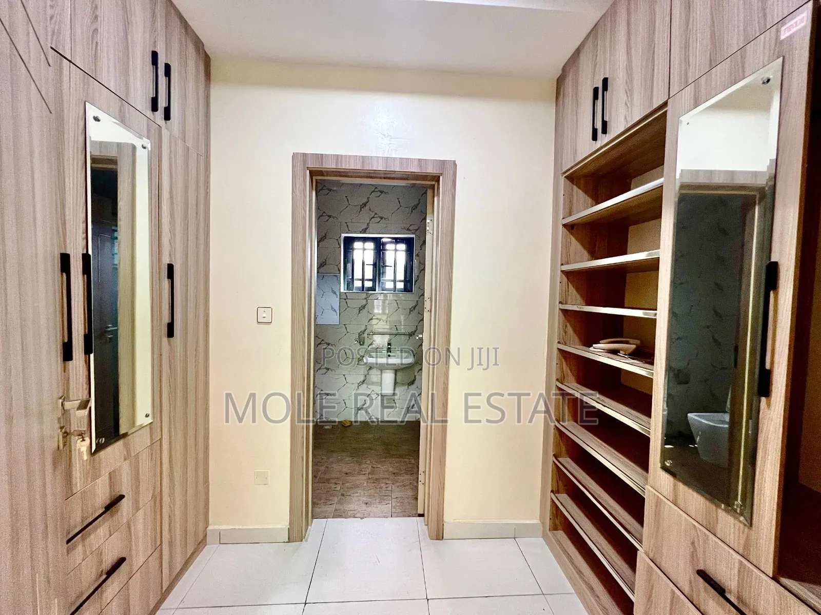 Furnished 6bdrm Duplex in Luxery Homes, Ikoyi for rent in Ikoyi