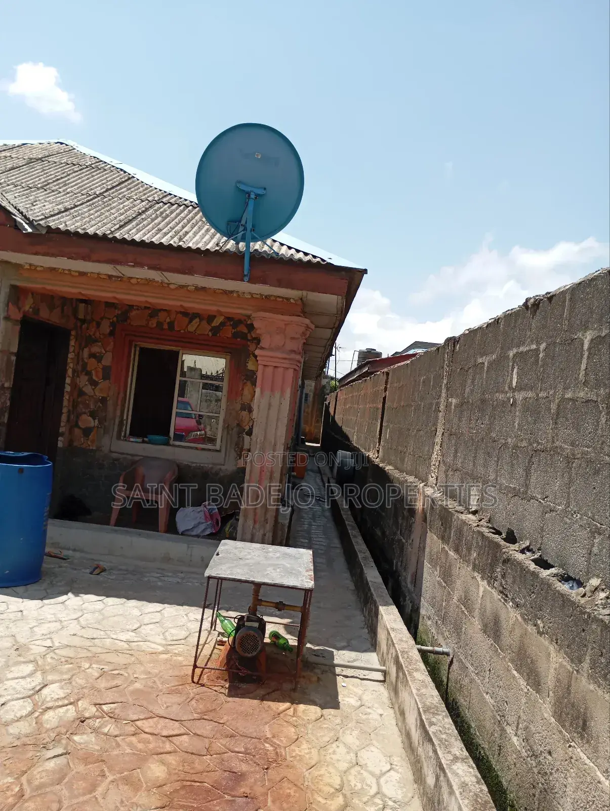 5bdrm Bungalow in Dedogbe Cresent, Ipakodo for sale in Ipakodo