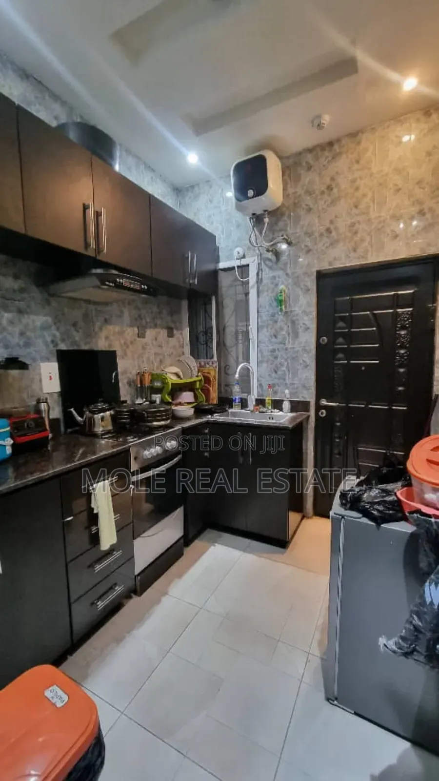 Furnished 3bdrm Block of Flats in Abaranje for sale in Abaranje