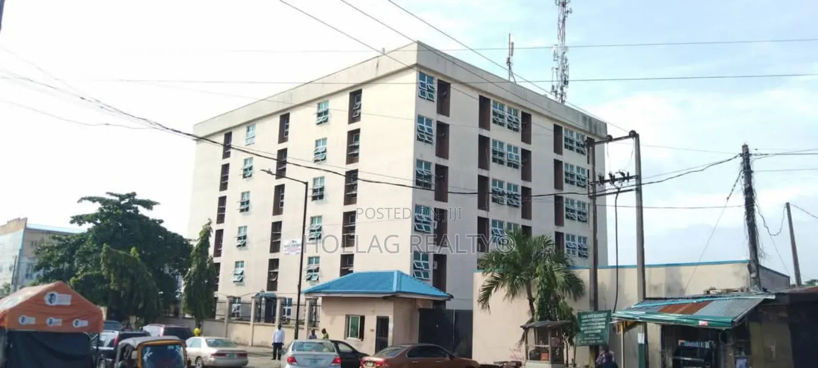 Prime Investment Property of 165 Rooms in Sabo / Yaba