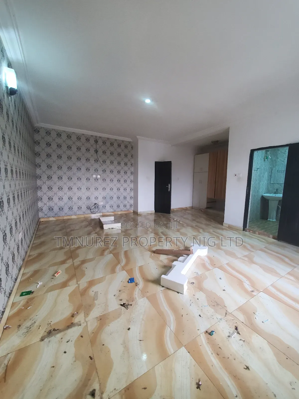 Studio Apartment in Paradise3, Chevron for rent in Chevron