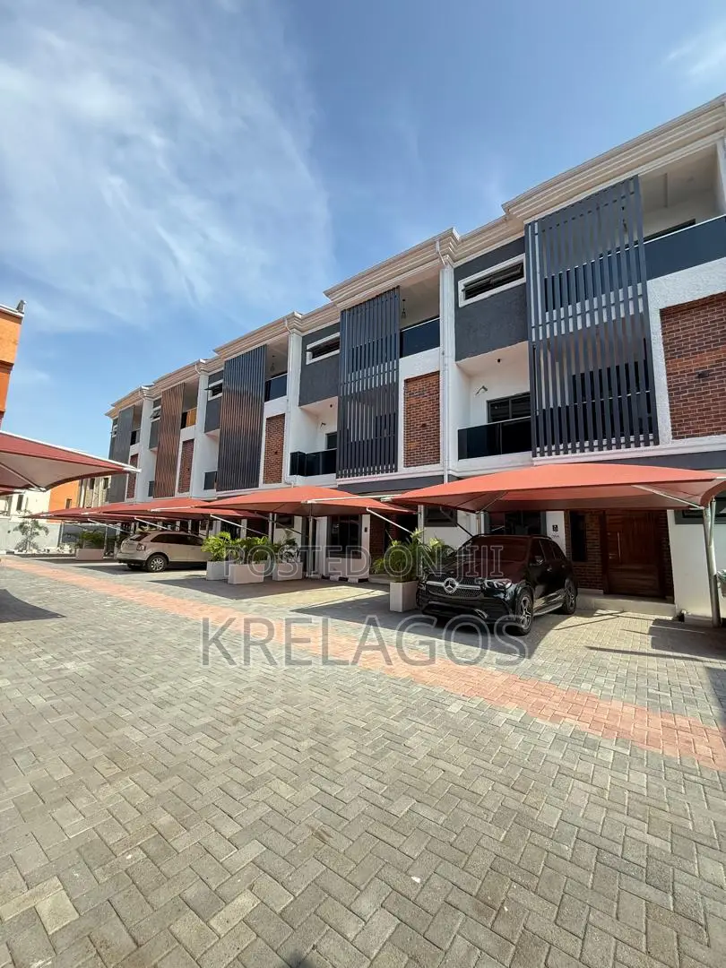 4bdrm Duplex in Ikate for sale in Ikate