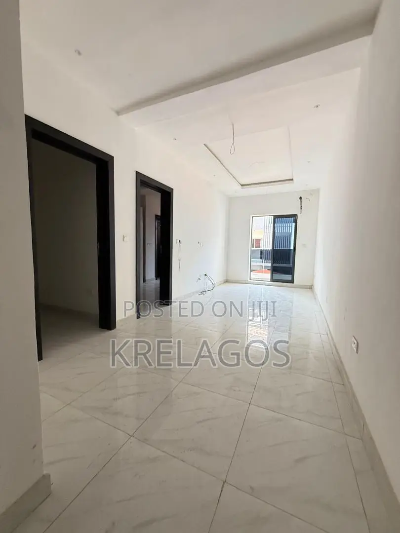 4bdrm Duplex in Ikate for sale in Ikate