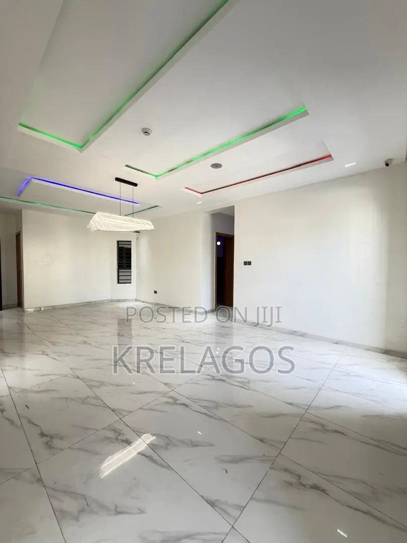 3bdrm Apartment in Ikate for sale in Ikate