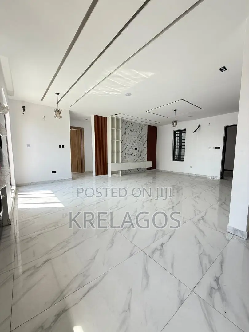 2bdrm Apartment in Ikate for sale in Ikate