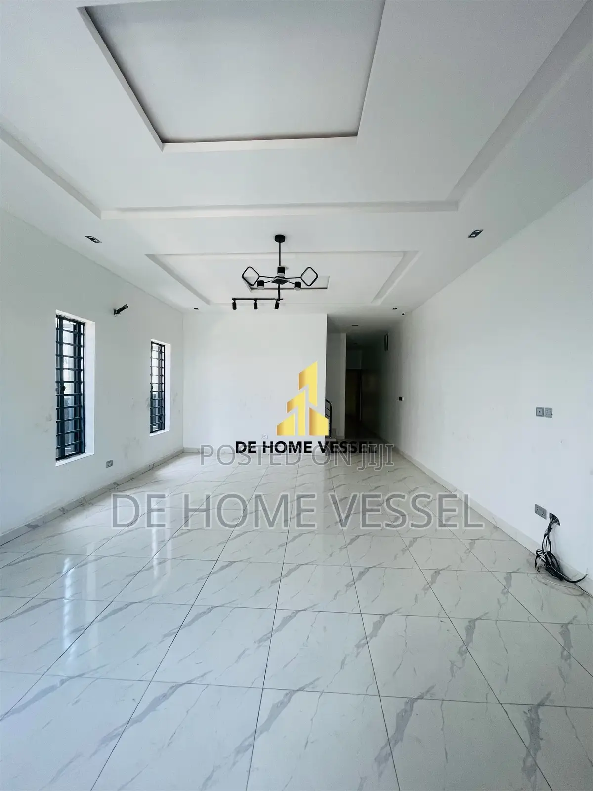 4bdrm Duplex in Ikota for sale in Ikota
