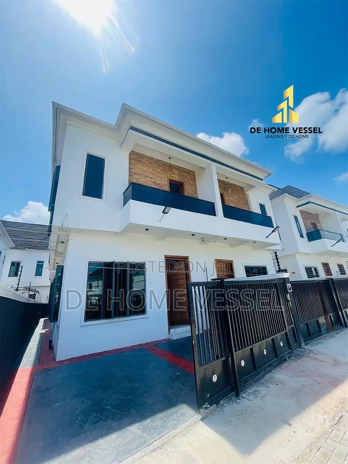 4bdrm Duplex in Ikota for sale in Ikota