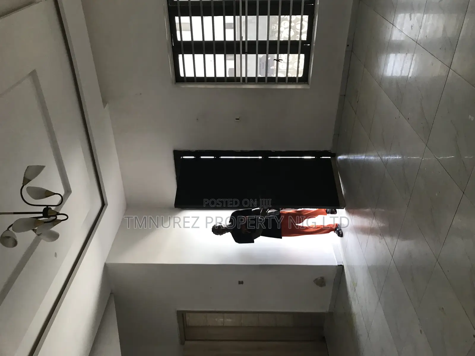 Studio Apartment in Orchild Road Chevron for rent in Chevron