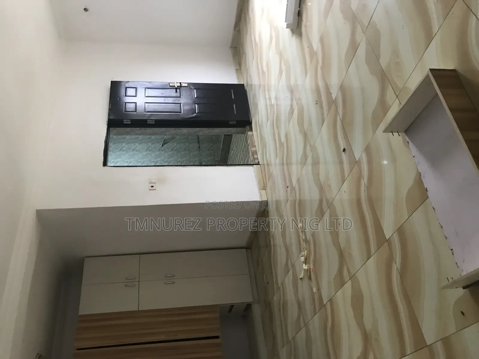 Studio Apartment in Paradise3, Chevron for rent in Chevron