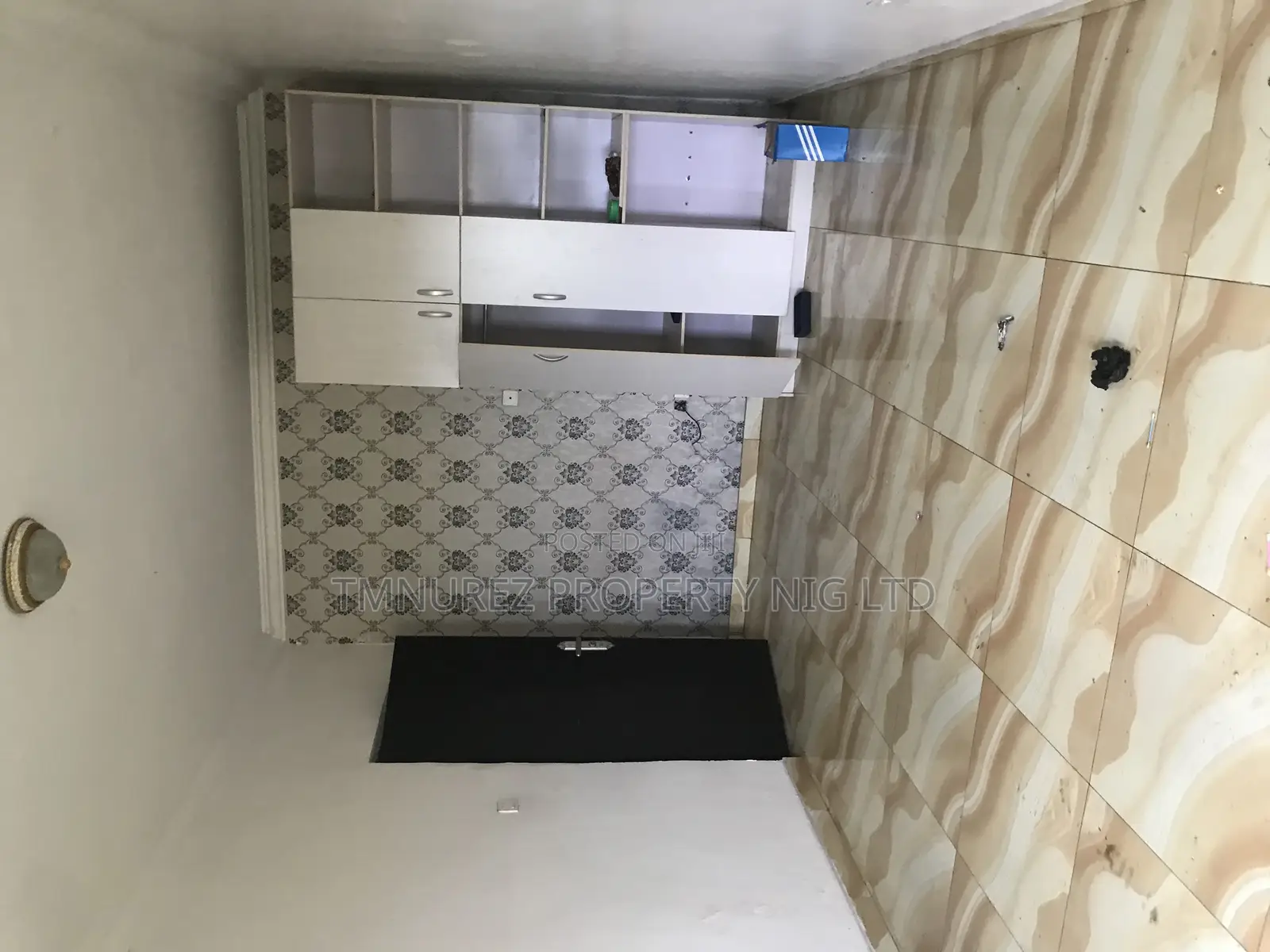 Studio Apartment in Paradise3, Chevron for rent in Chevron