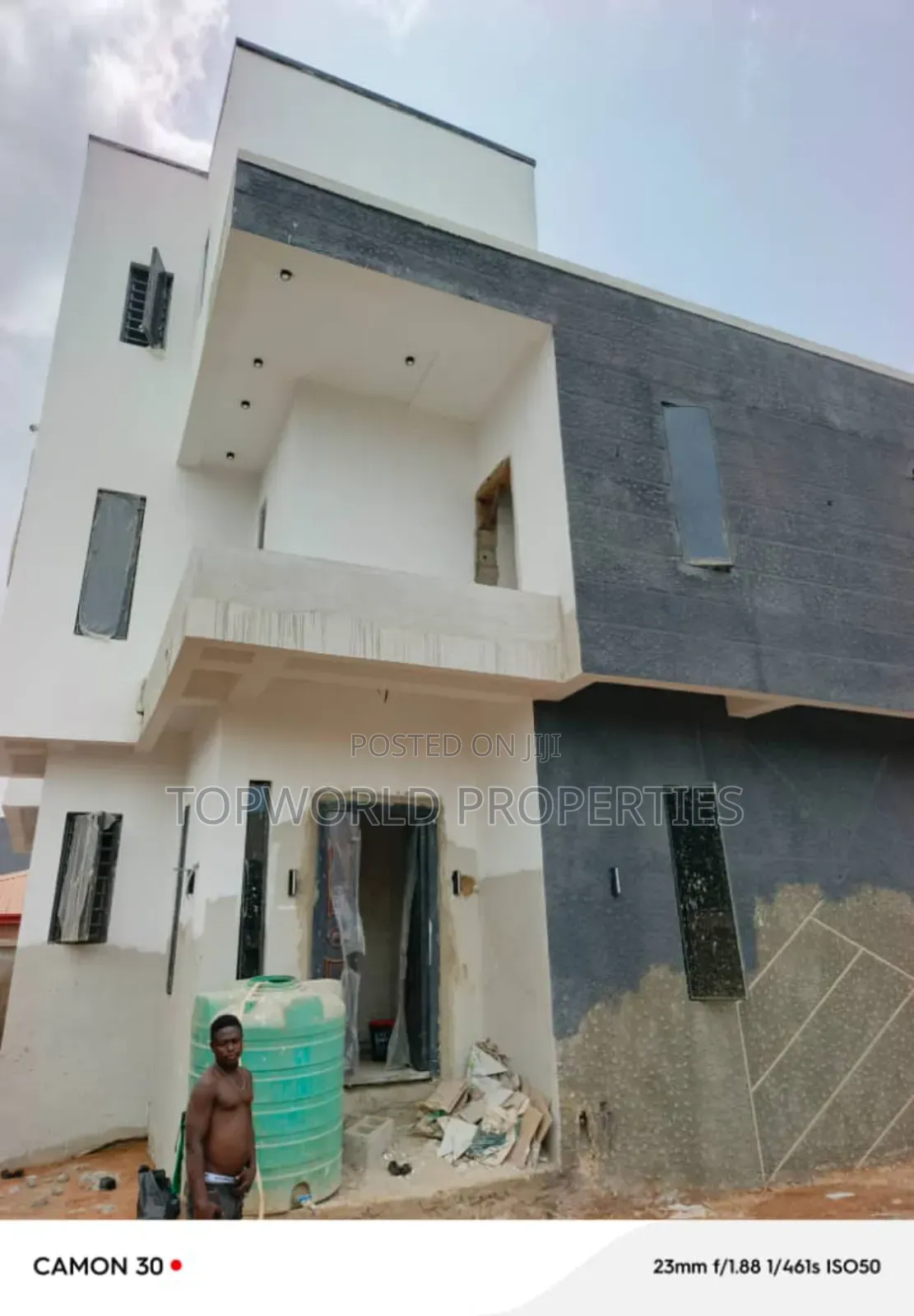 5bdrm Duplex in Unilag Estate Magodo, Berger for sale in Berger