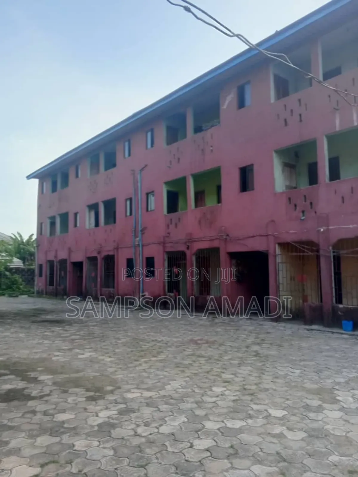 Furnished 12bdrm Block of Flats in Choba for sale in Choba