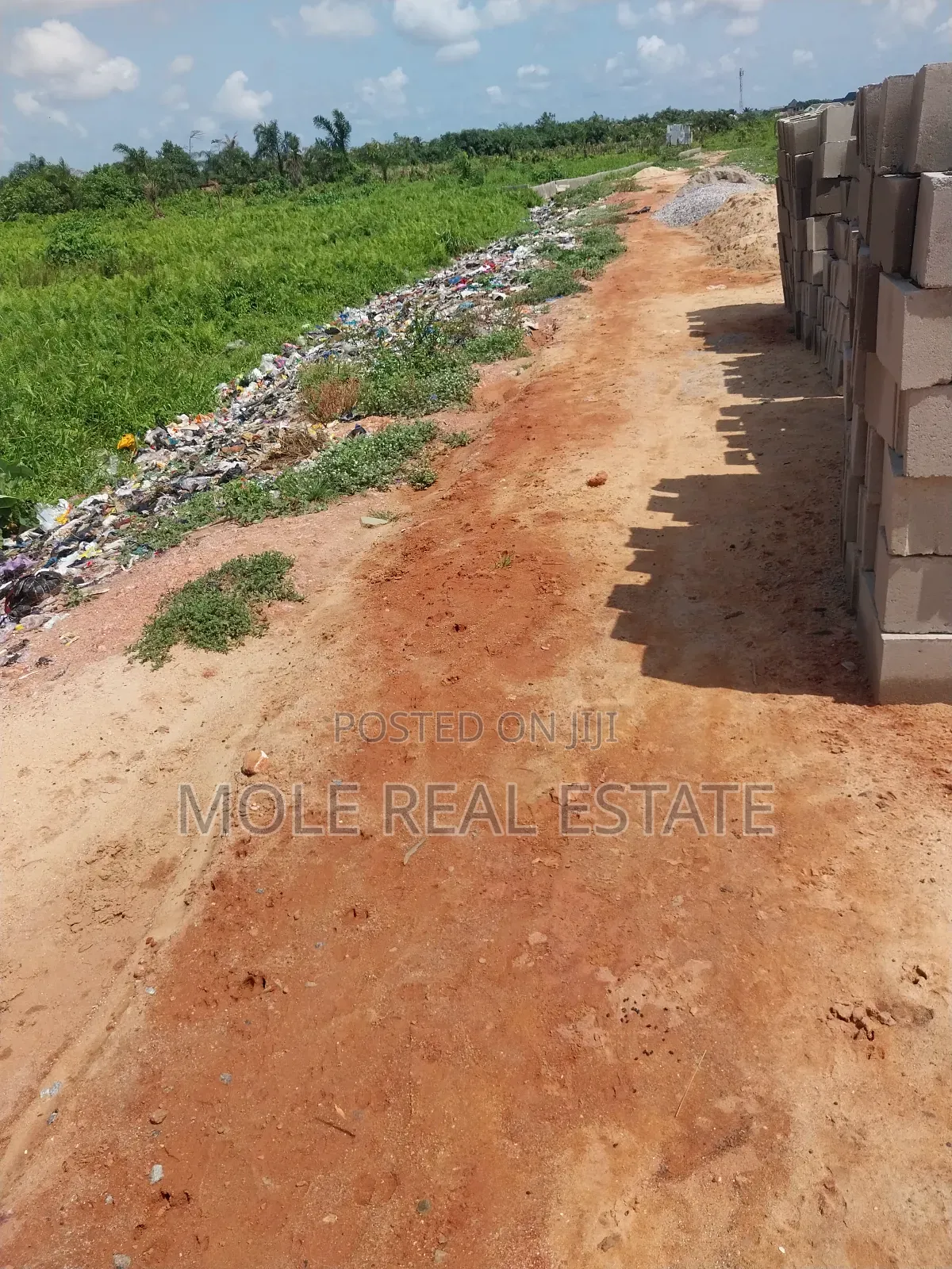 Full Plot by Mushin Idiaraba With Demolisgable Bungalow in Mushin