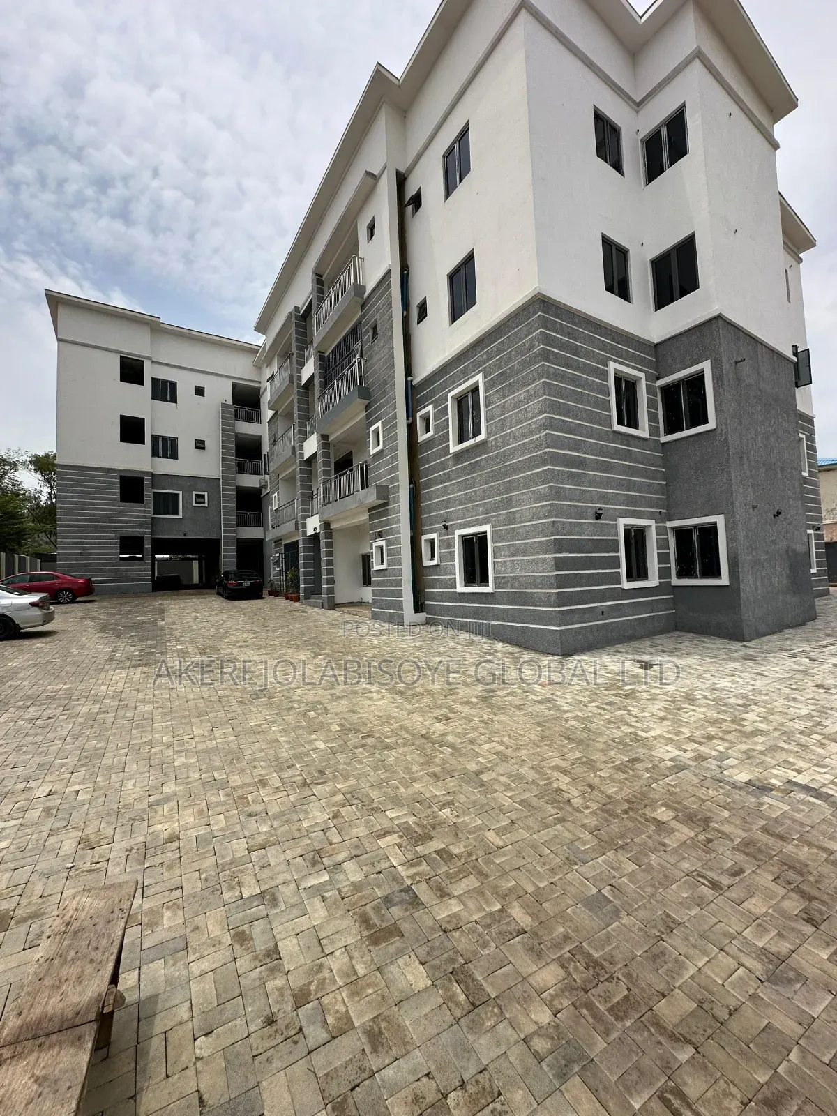 3bdrm Apartment in In An Estate Katampe for sale in Katampe (Main)
