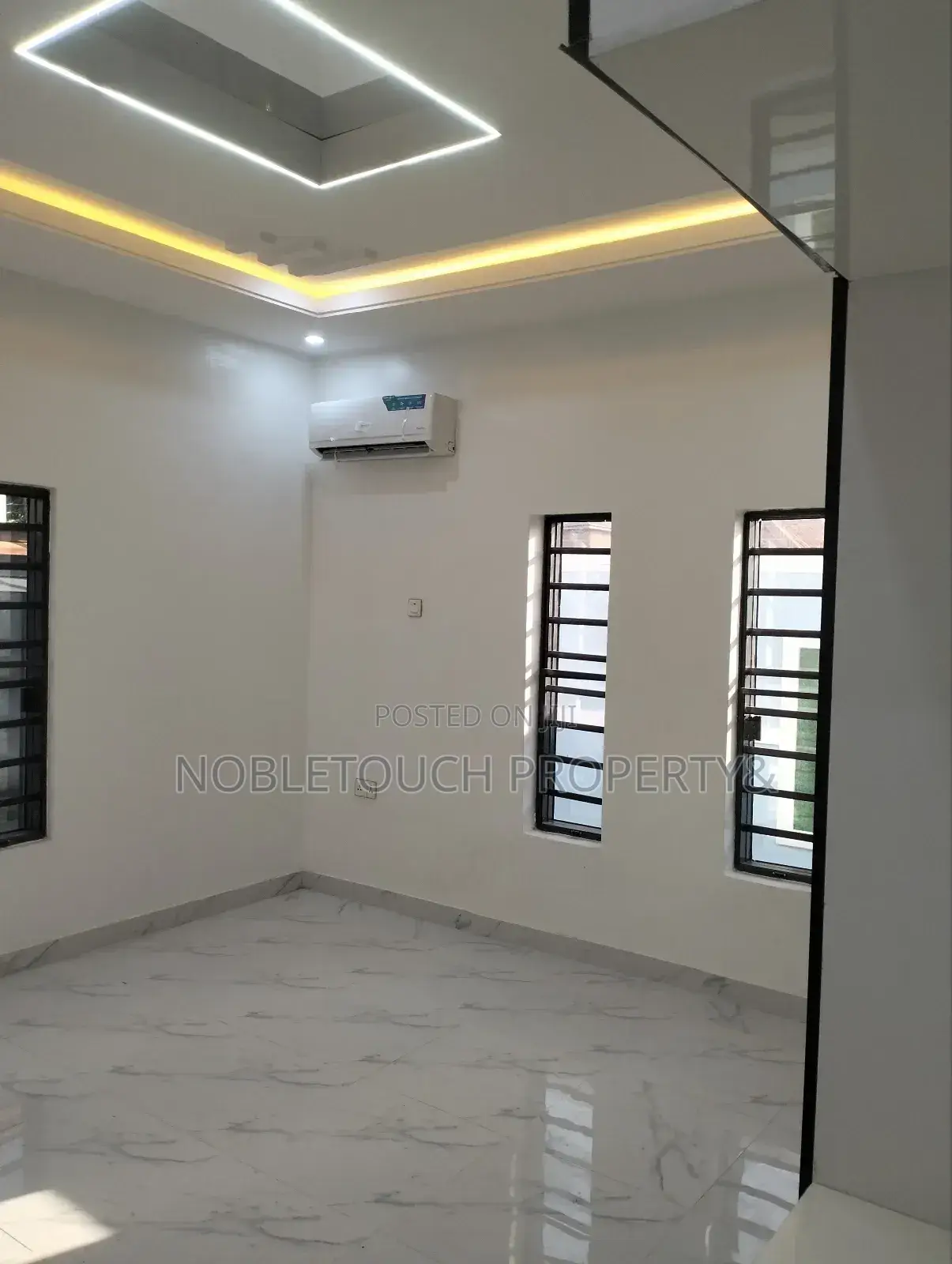 4bdrm Bungalow in 122 Road Near Lyta for sale in Egbeda