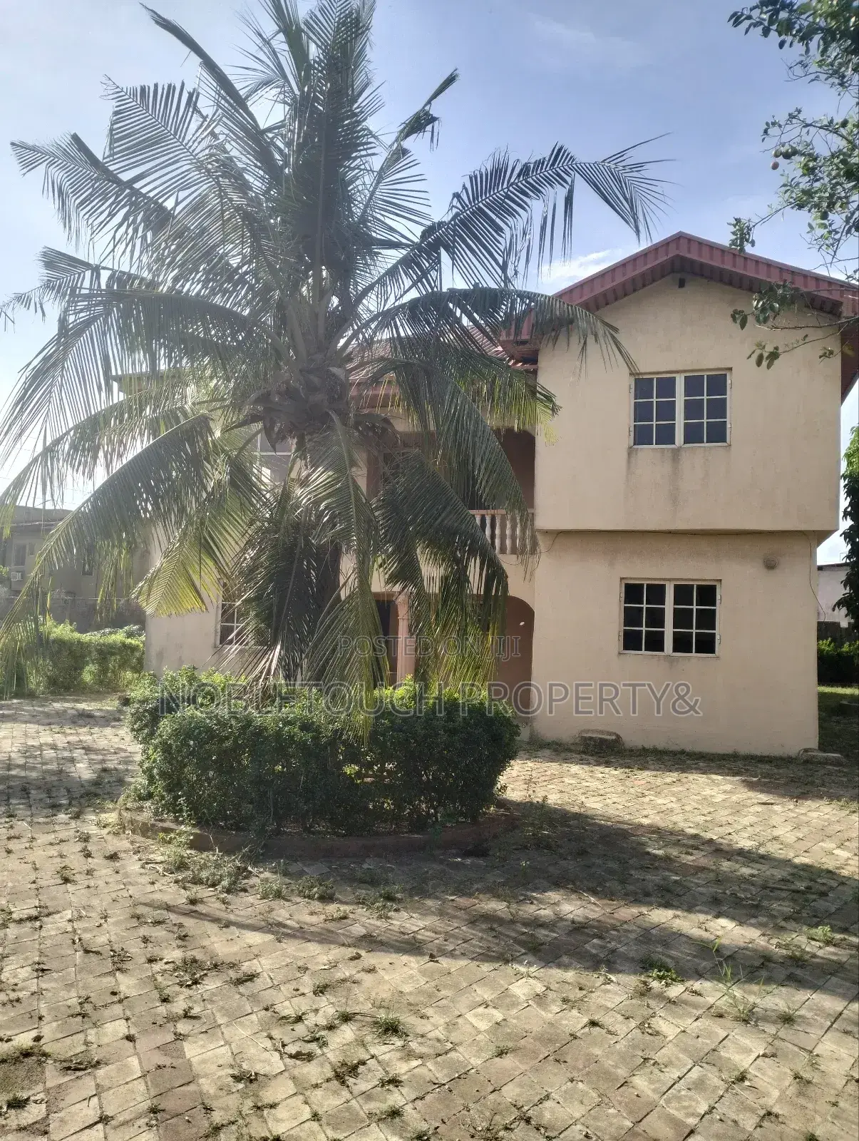 6bdrm Duplex in Egbeda Lagos for sale in Egbeda