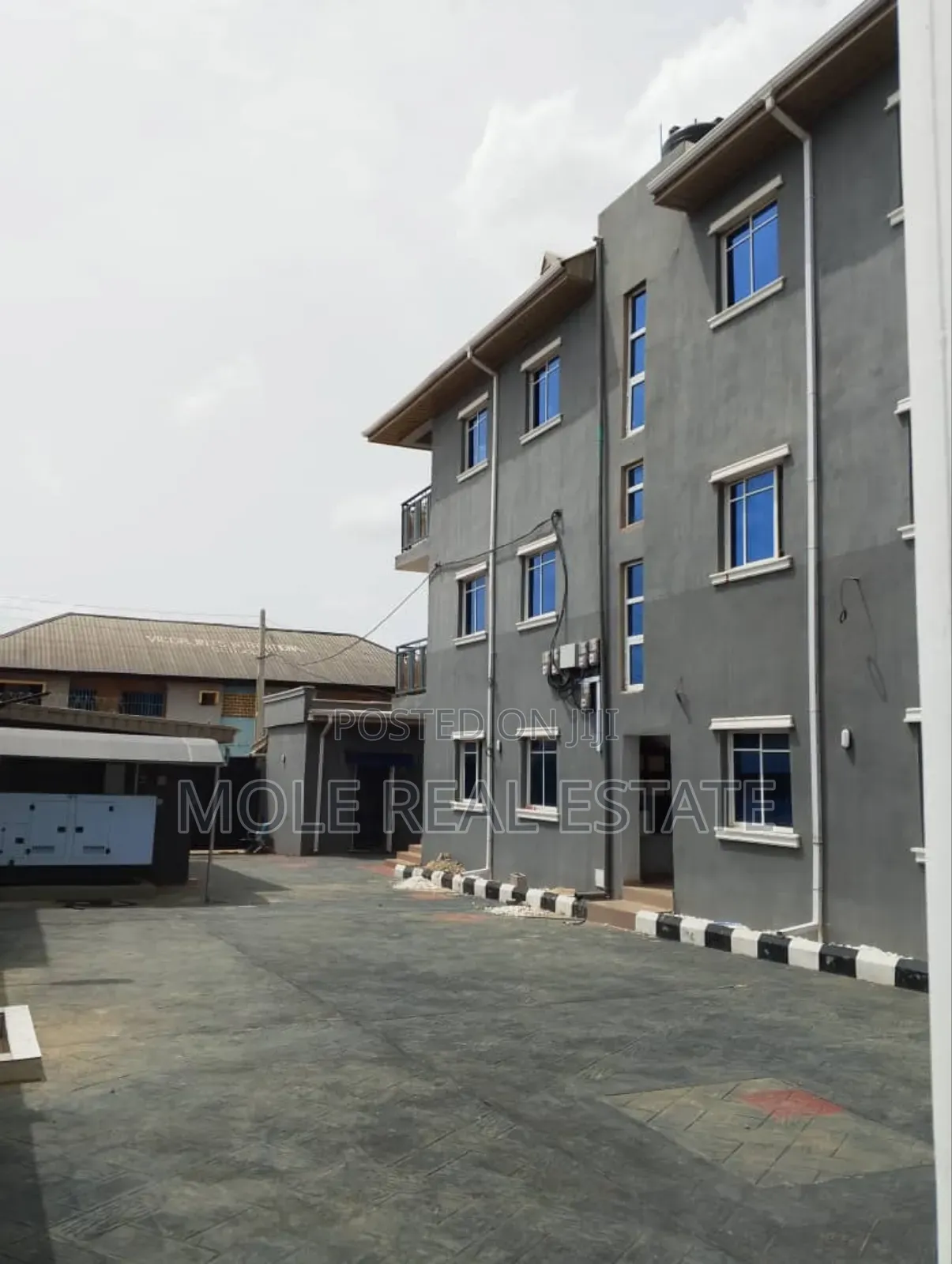 10000sqm New 75 Bedroom Hotel Leki Epe Expressway in Lekki