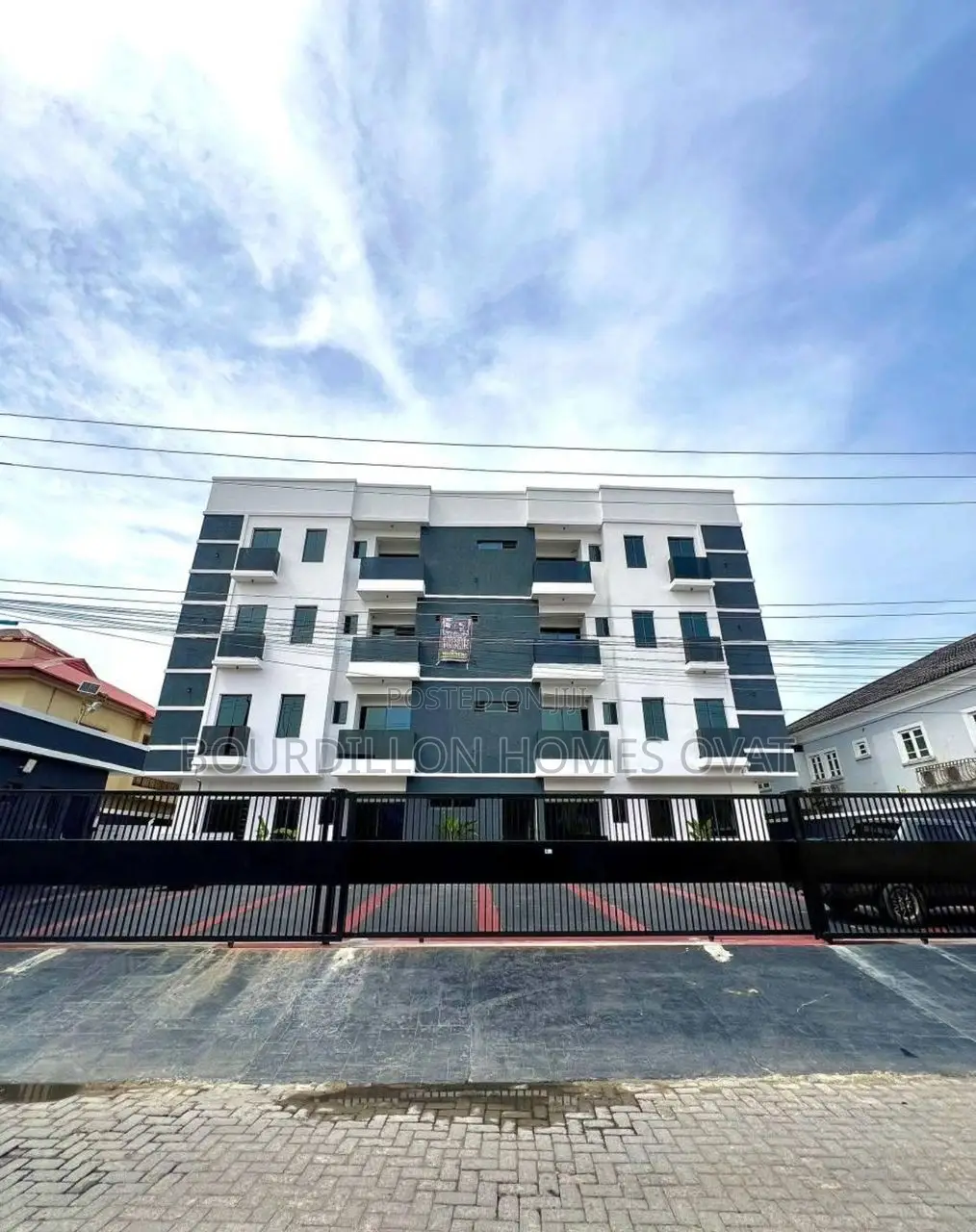 3bdrm Apartment in Lekki Phase 1 for sale in Lekki Phase 1