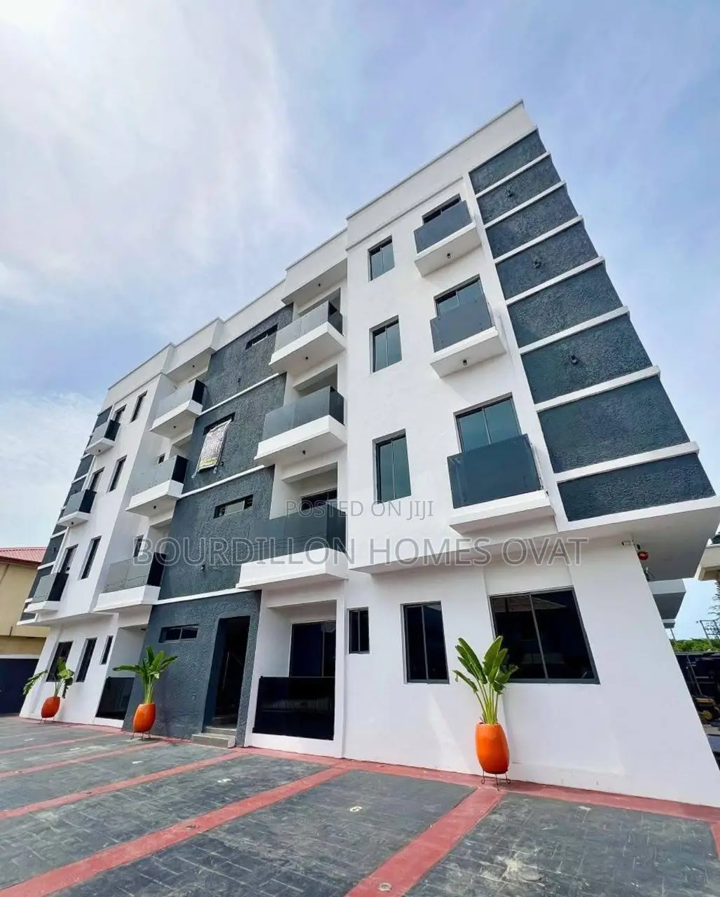 3bdrm Apartment in Lekki Phase 1 for sale in Lekki Phase 1