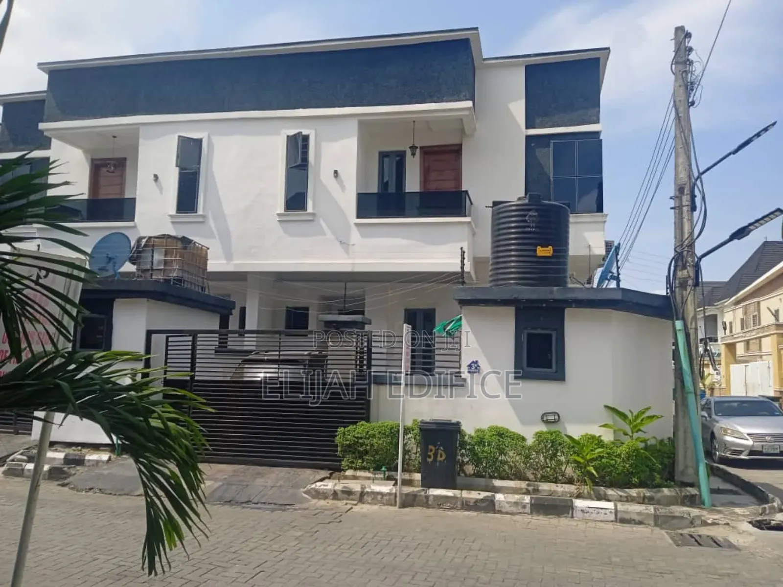 Furnished 4bdrm Duplex in Chevron, Lekki for sale in Lekki