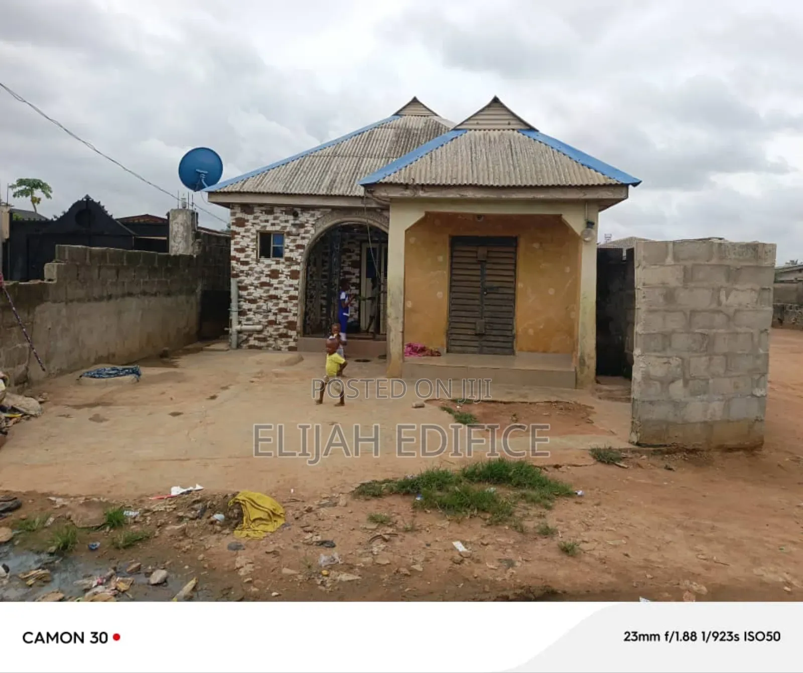 3bdrm Block of Flats in Ijoko, Abule Egba for sale in Abule Egba