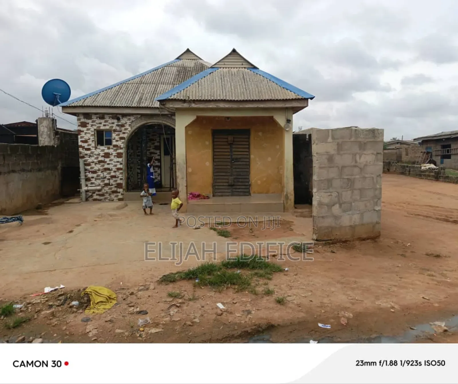 3bdrm Block of Flats in Ijoko, Abule Egba for sale in Abule Egba