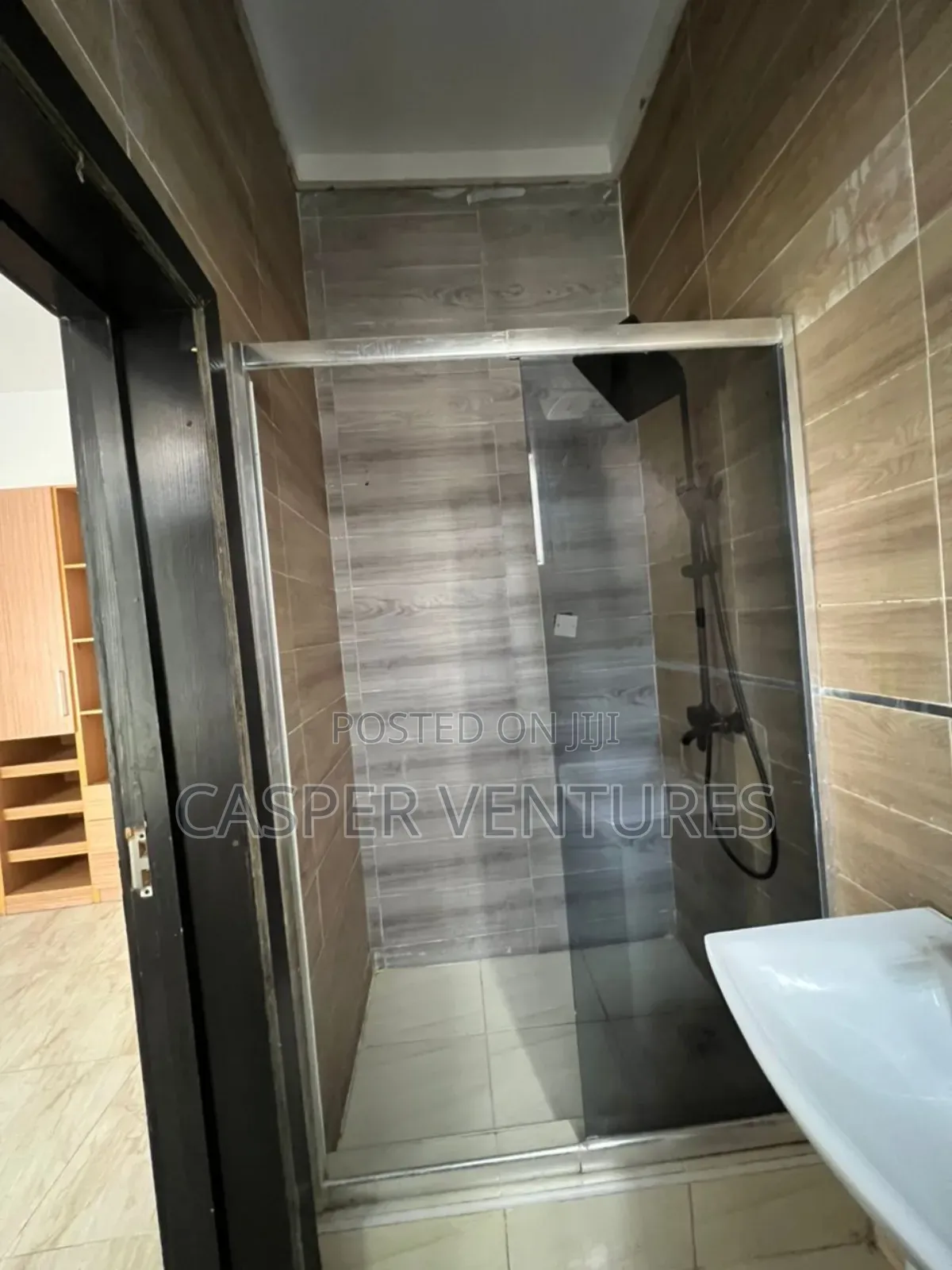 1bdrm Shared Apartment in London Garden Estate for rent in Osapa london