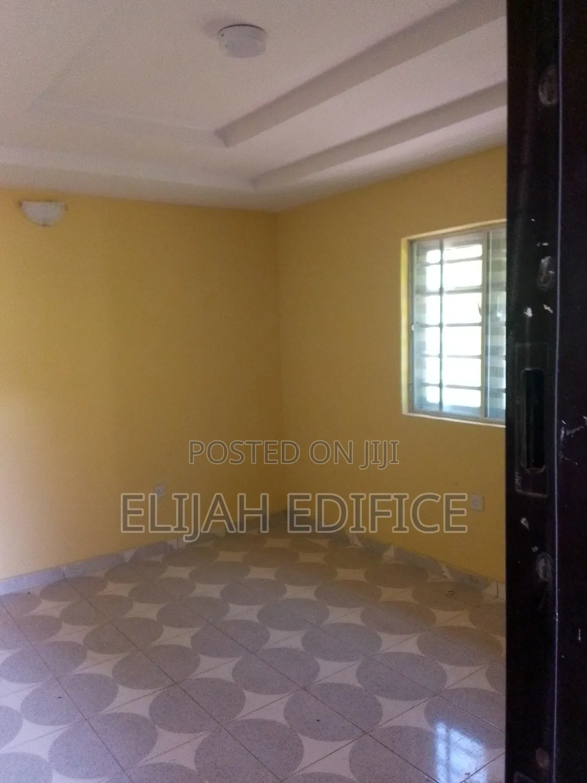 Furnished Studio Apartment in First Gate, Ikorodu Garage for rent in Ikorodu Garage