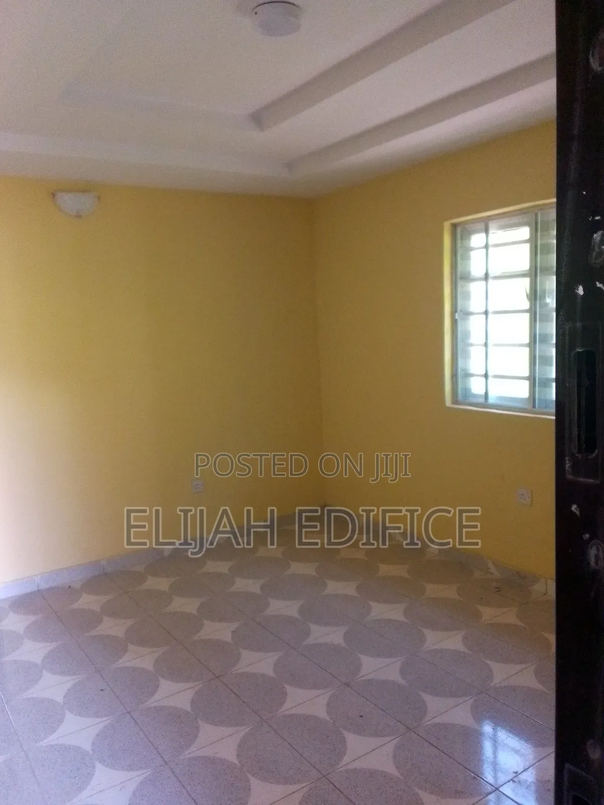 Furnished Studio Apartment in First Gate, Ikorodu Garage for rent in Ikorodu Garage